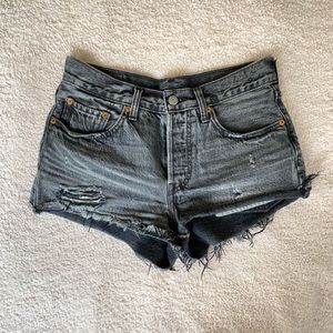 Levi’s Cut Off 501 Shorts
